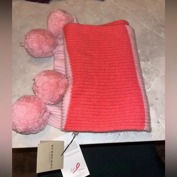 Pink Burberry Pom Pom Scarf Burberry Pink Burberry Scarf  display picture 3